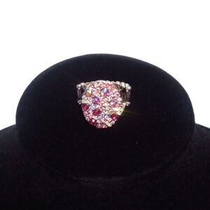 ELEGANT OVAL SILVER AND PINK CRYSTAL RHINESTONE RING NWOT